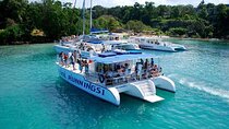 Party Catamaran and Snorkeling Tour in Montego Bay 