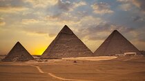 2 Days Private Tour in Giza Pyramids and Cairo