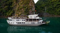 2 Days 1 Night go to Bai Tu Long_Less Touristic