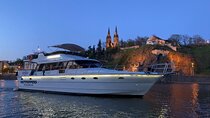 One-hour Private Cruise for 10 People