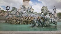 Bordeaux Private Street Art Walking Tour With A Guide