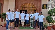 Private Guided Sightseeing Tour of Jaipur Highlights