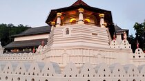 Airport Taxi Transfers from Colombo Airport to Kandy