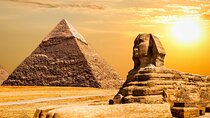 Full-Day Tour Pyramids of Giza, Museum of Egyptian in Cairo 