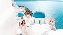 Santorini Solo/Couple/Family Photoshoot at Imerovigli or Oia