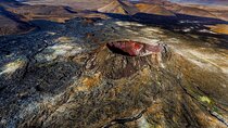 Private Reykjavik Helicopter Flight: Reykjanes Peninsula and Volcanic Landscapes