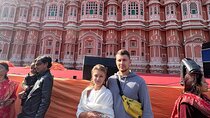 Private Jaipur City Tour from Delhi by Car (All-Inclusive)