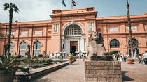 From Cairo Airport: Giza Pyramids & Egyptian Museum Layover Tour