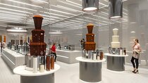 Tour in Lindt Home of Chocolate Museum From Zurich