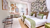 3 Days Vicfalls Gold Package Mid Range Pioneer or Batonka Lodge