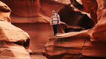 Waterhole Canyon Guided Tour 