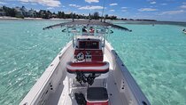 Donzi Luxury Powerboat 