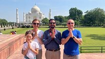 Taj Mahal Tour by Gatimaan Express Train With Lunch At 5 Star Hotel