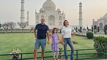 Taj Mahal & Agra Tour by Gatiman Train From Delhi - All Inclusive