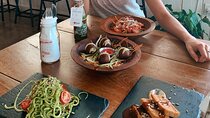 Private Street Food Tour of Cape Town with Local Guide