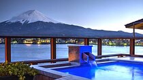 Private Transfer between Tokyo and Lake Kawaguchi/Mt. Fuji/Hakone