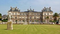 Paris Latin Quarter Private Walking Tour with an Historian