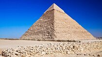 Day Tour Giza Pyramids and Khafre's Pyramid 