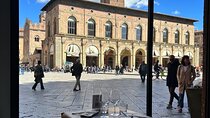 Bologna Food Tour and Enogastronomia Experience with Local Chef 