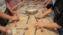 Colorful Pasta Workshop in Bologna with meal