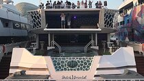 Dubai Marina Lotus Mega Yacht Dinner Cruise with Entertainment
