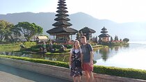 All inclusive -Tanah lot - ulundanu Beratan-jati luwih-waterfall 