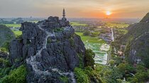 Fullday Ninh Binh Tour from Hanoi: Mua Caves, Hoa Lu, Trang An