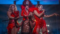 Dragaret Live Music and Dance Show in Cancun