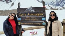 Private High Mountain Tour with BBQ Lunch h/4 people 