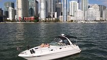 Private Yacht Rental in Miami Up to 12 People