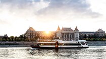 Budapest River Cruise with Welcome Tokaj Frizzante & Audio Guide