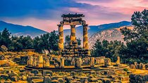 Private Day Tour From Athens to Delphi & Nymphs Cave, TREK