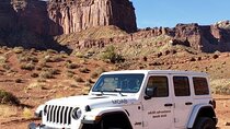 Day Tour Arches and Canyonlands National Park in Utah