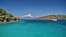 6 Hour Private Boat Tour through the Magnificent Bays of Marmaris