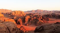  Unforgettable 2 days Adventure: Wadi Rum, Aqaba, and Petra Tour