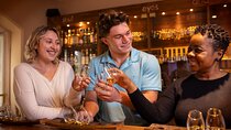 Dublin Irish Whiskey Museum and Gallery Guided Tour with Tasting 