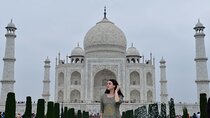 Private Full Day Taj Mahal Luxury Tour By Train From Delhi