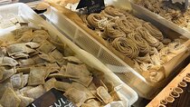 Rome: Street Food Electric Bike Tour with Market Experience