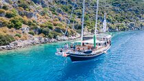 Sail Turkey: 18-39's Gulet cruises for Young Adults
