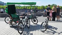 E-Bike Tour Highlights Berlin - Shared Guide in Small Group 