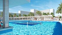 Private Airport Transfer from MBJ to Riu Palace Aquarelle