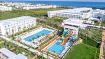 Santo Domingo Airport and Riu Republica Private Transfer