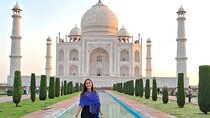 Private Taj Mahal and Agra Fort Day Trip from Delhi