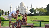 Private Agra and Taj Mahal Tour from Delhi with Breakfast