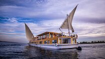 4-Day Dahabiya Nile Cruise from Aswan to Luxor with Guided Tours 