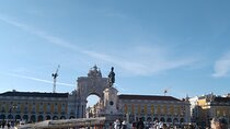 Private Tuk-tuk Tour Around Lisbon 