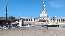 Full-Day Private Tour to Fatima Nazaré and Óbidos