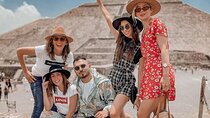 Private tour to Teotihuacán with Breakfast