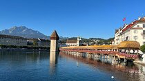 Lucerne: Private Customizable City Walking Tour