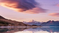 Queenstown to Lake Tekapo via Mt Cook One-Way Small Group Tour 